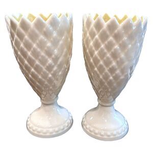 Vintage Belleek Ivory Embossed "Thistle" Chalice Cup Vase~6th Green Mark (2)